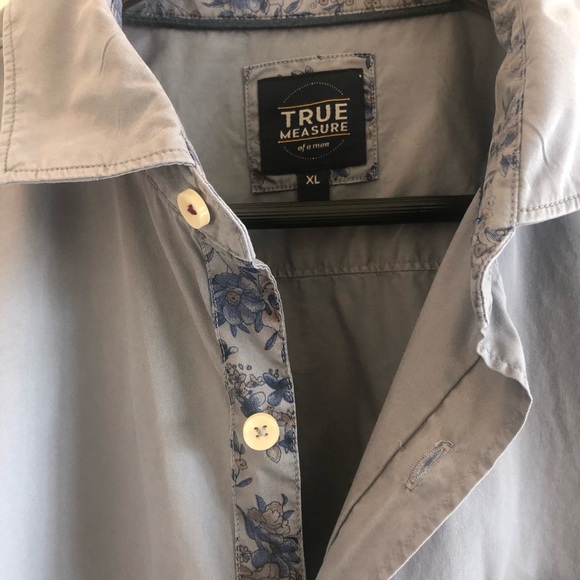 True Measure Button Down Shirt - Picture 2 of 6